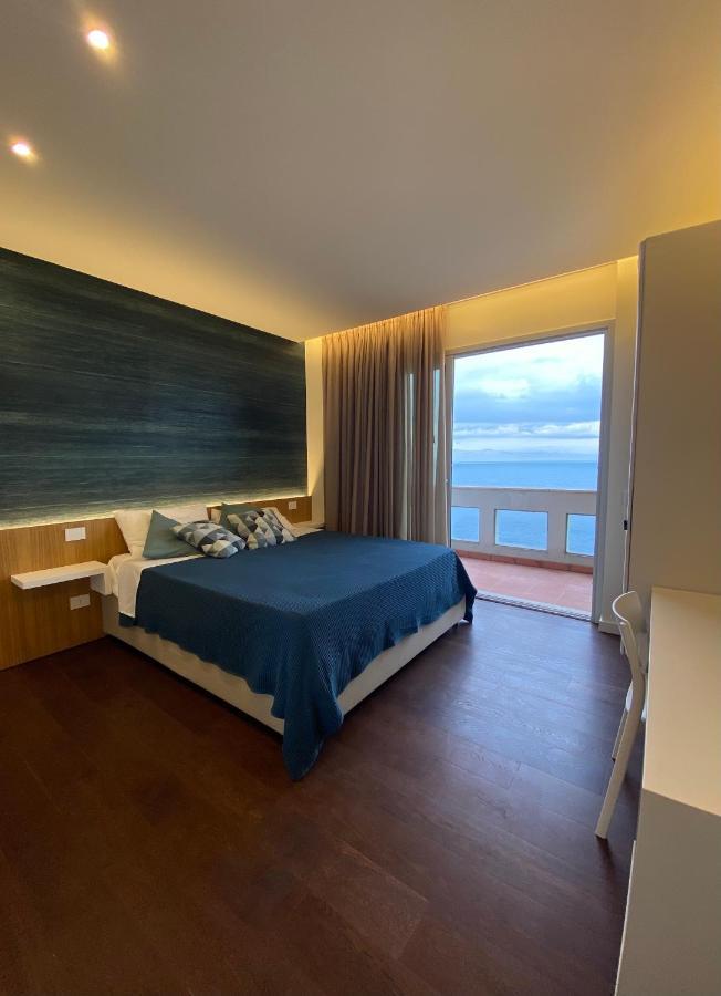 Suite Sul Mare Катания Экстерьер фото